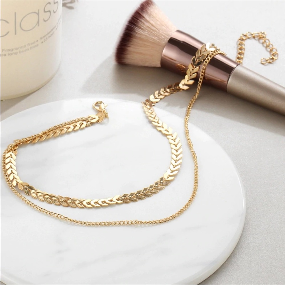 • Scarlett • Layered Herringbone Choker - Picture 2 of 4